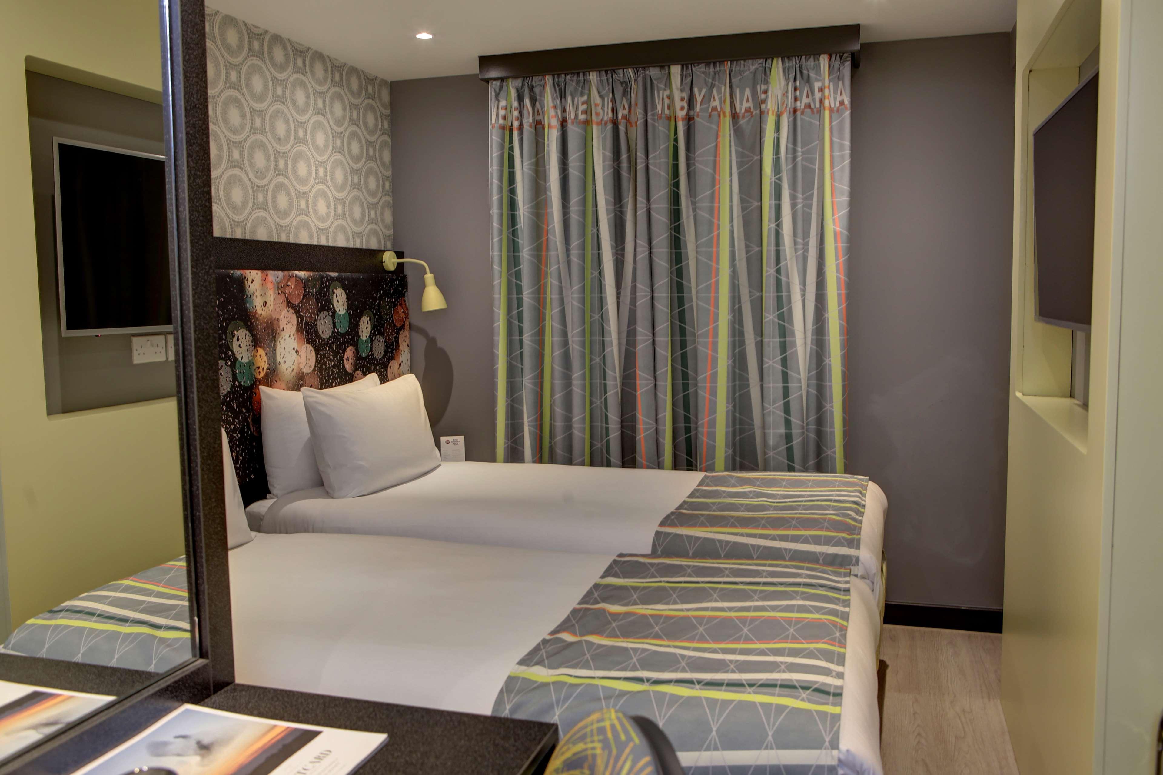 Best Western Plus Woodstock Inn & Suites Εξωτερικό φωτογραφία