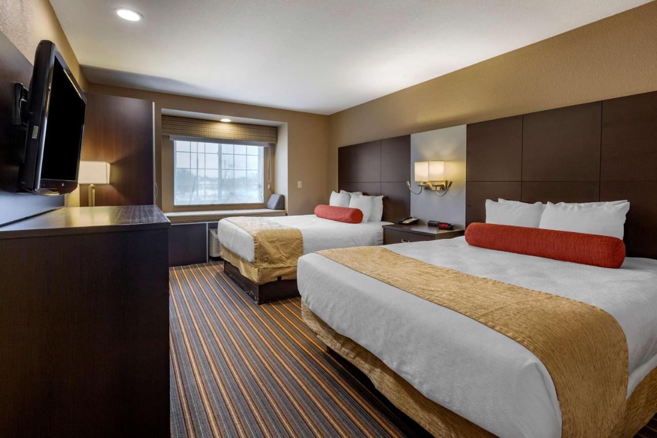 Best Western Plus Woodstock Inn & Suites Εξωτερικό φωτογραφία